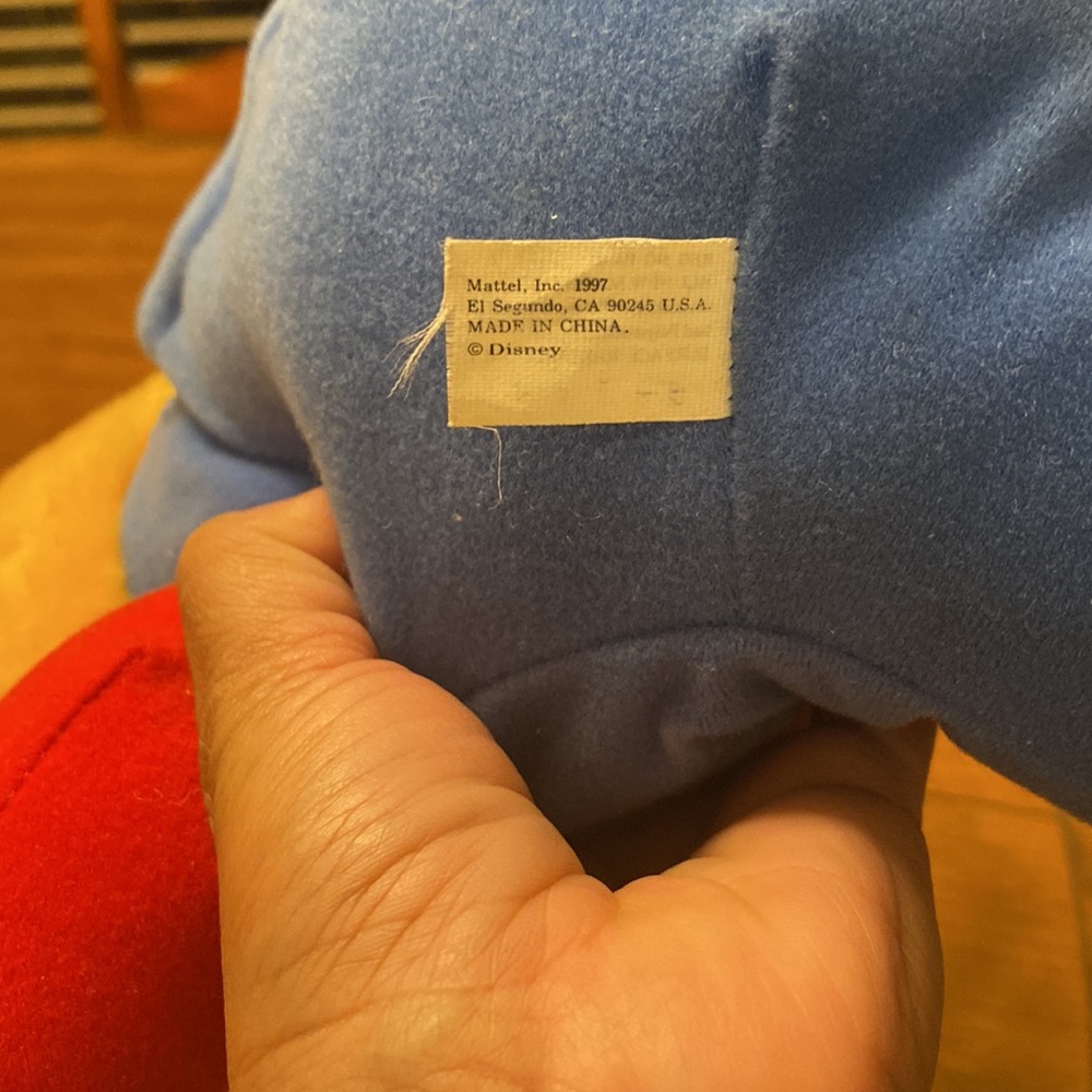 Vintage Disney hug n wiggle giggle Winnie the Pooh - Picture 3 of 4